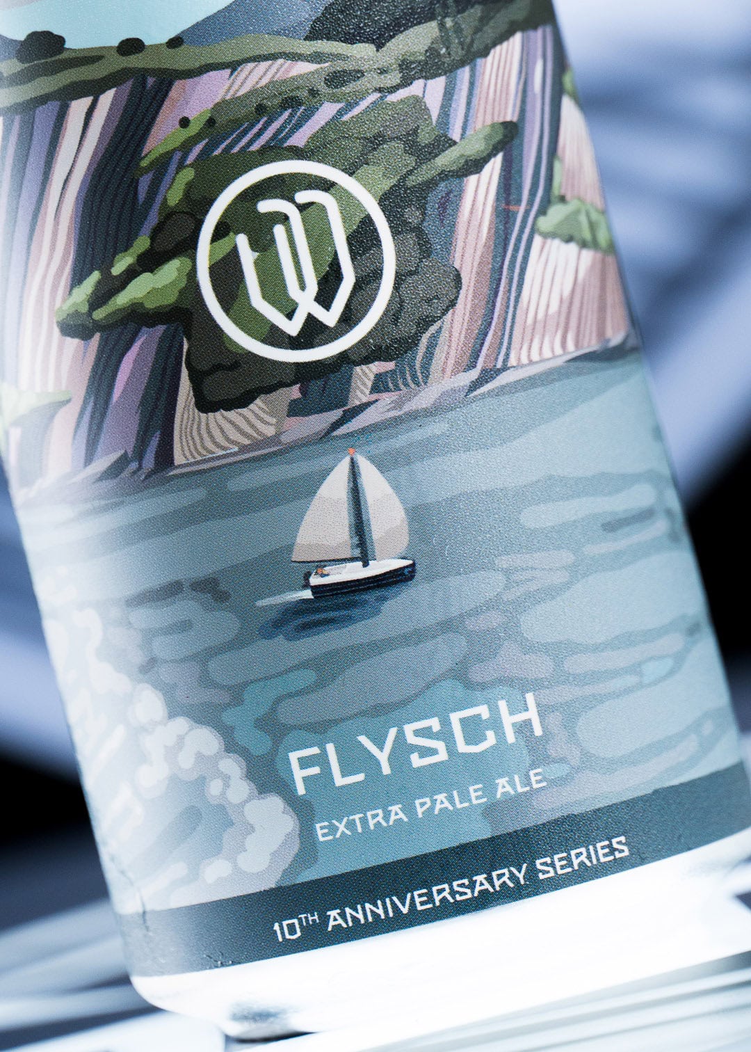 basqueland_cerveza_artesanal_premium_flysh_10_anniversary_series_collab_extra_pale_ale_craft_beer_can_44cl_03