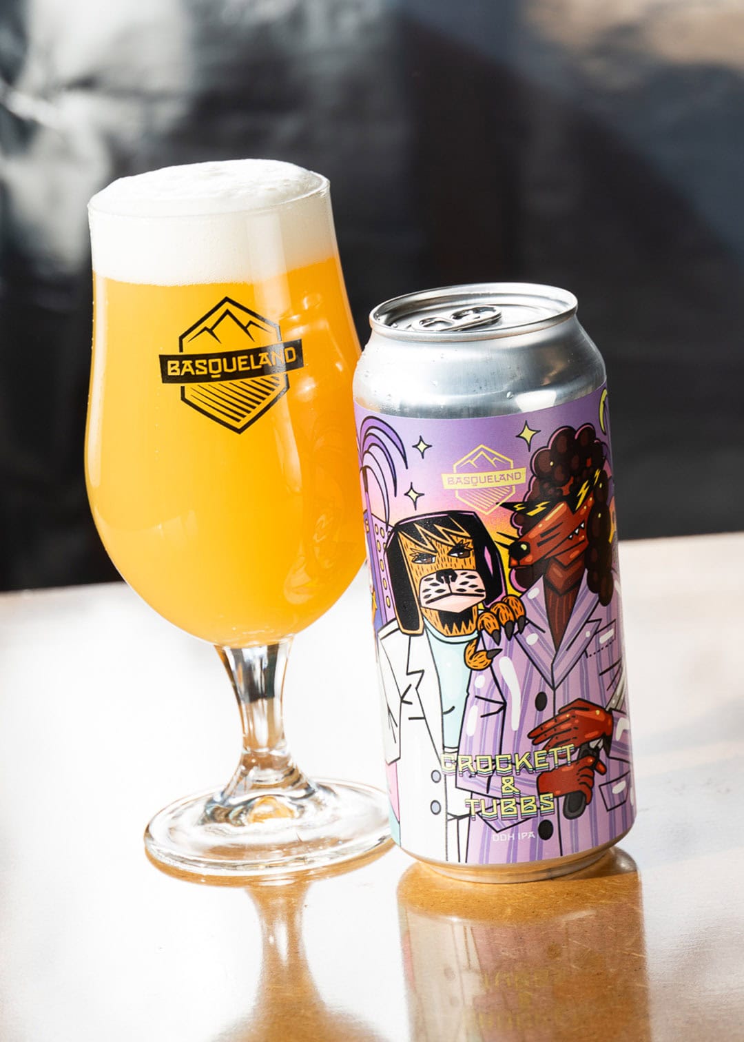 cerveza artesanal premium basqueland crockett tubbs DDH IPA lata 440ml diseño marcos navarro