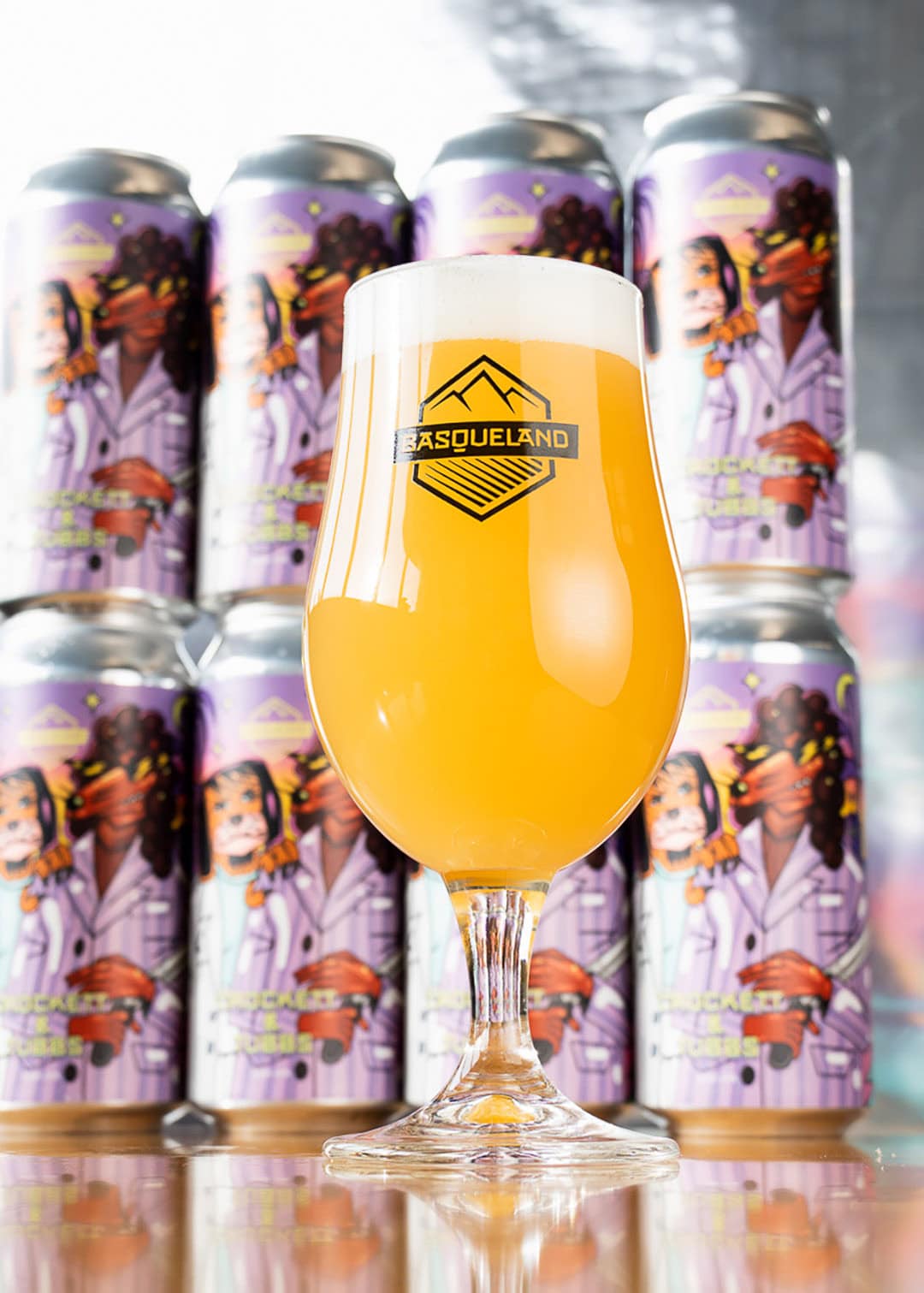 cerveza artesanal premium basqueland crockett tubbs DDH IPA lata 440ml diseño marcos navarro