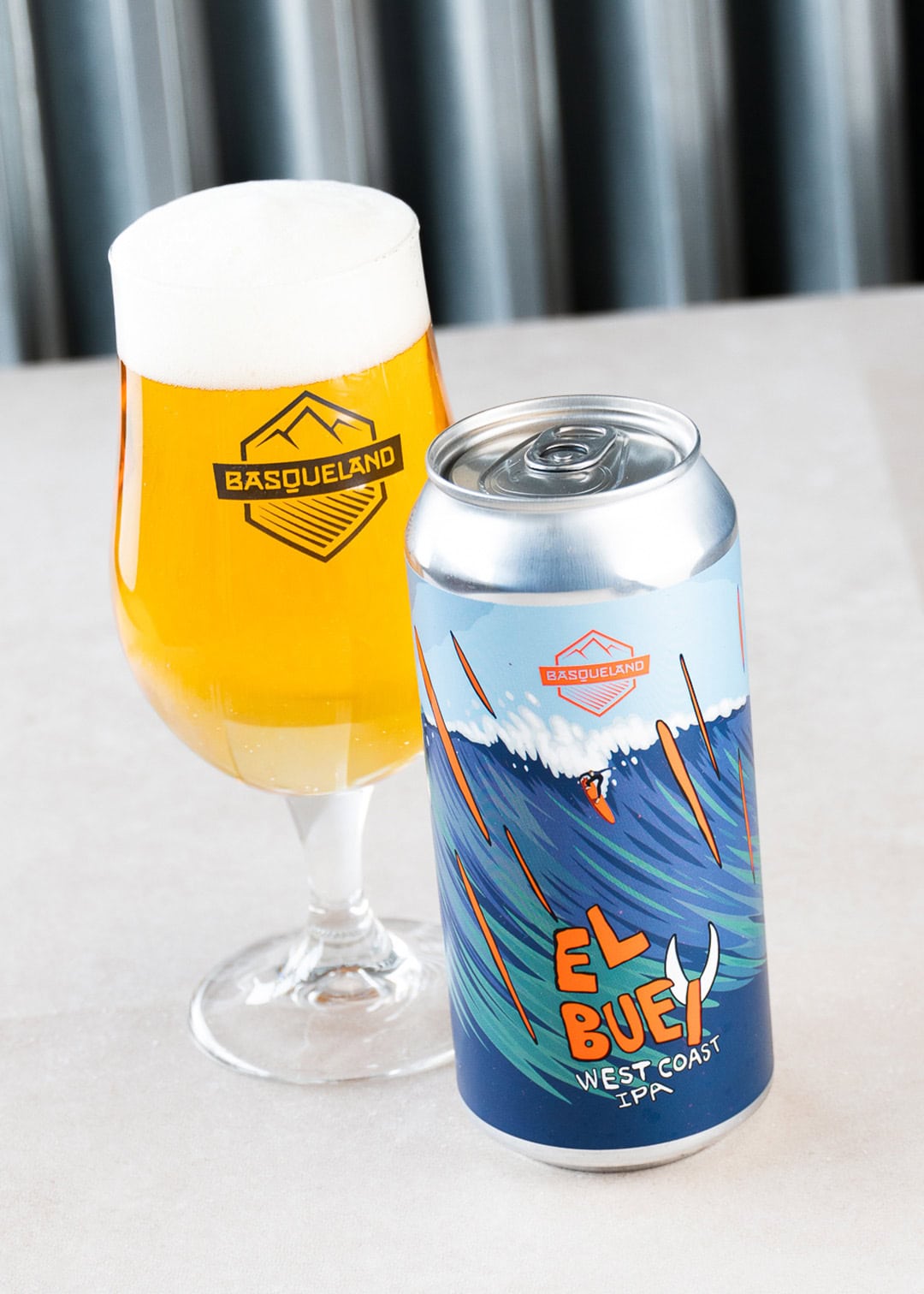 cerveza artesanal premium basqueland el buey west coast IPA lata 440ml diseño marcos navarro