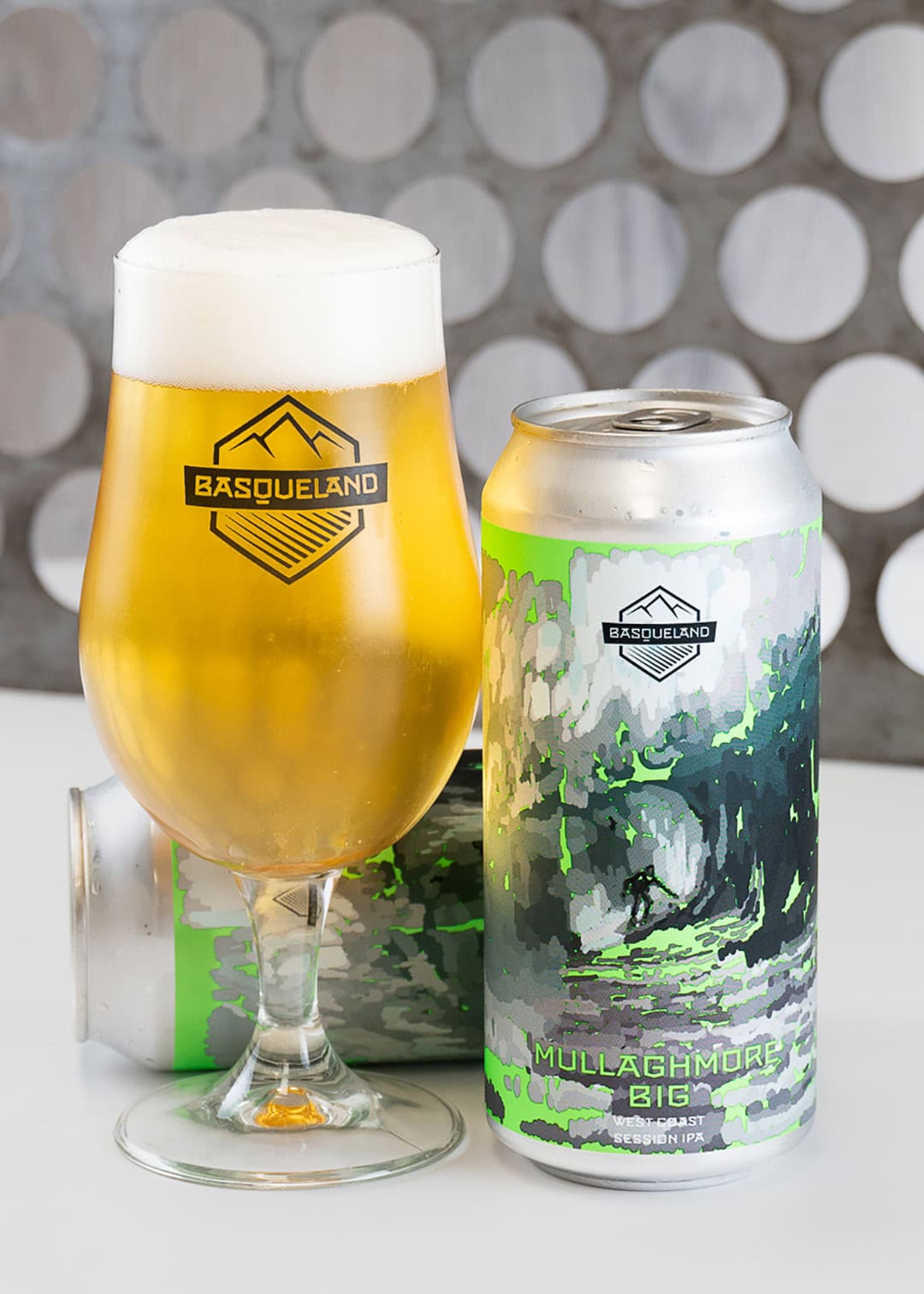 cerveza artesanal premium basqueland swamis mullaghmore big natxo gonzalez surfer lata 440ml diseño marcos navarro