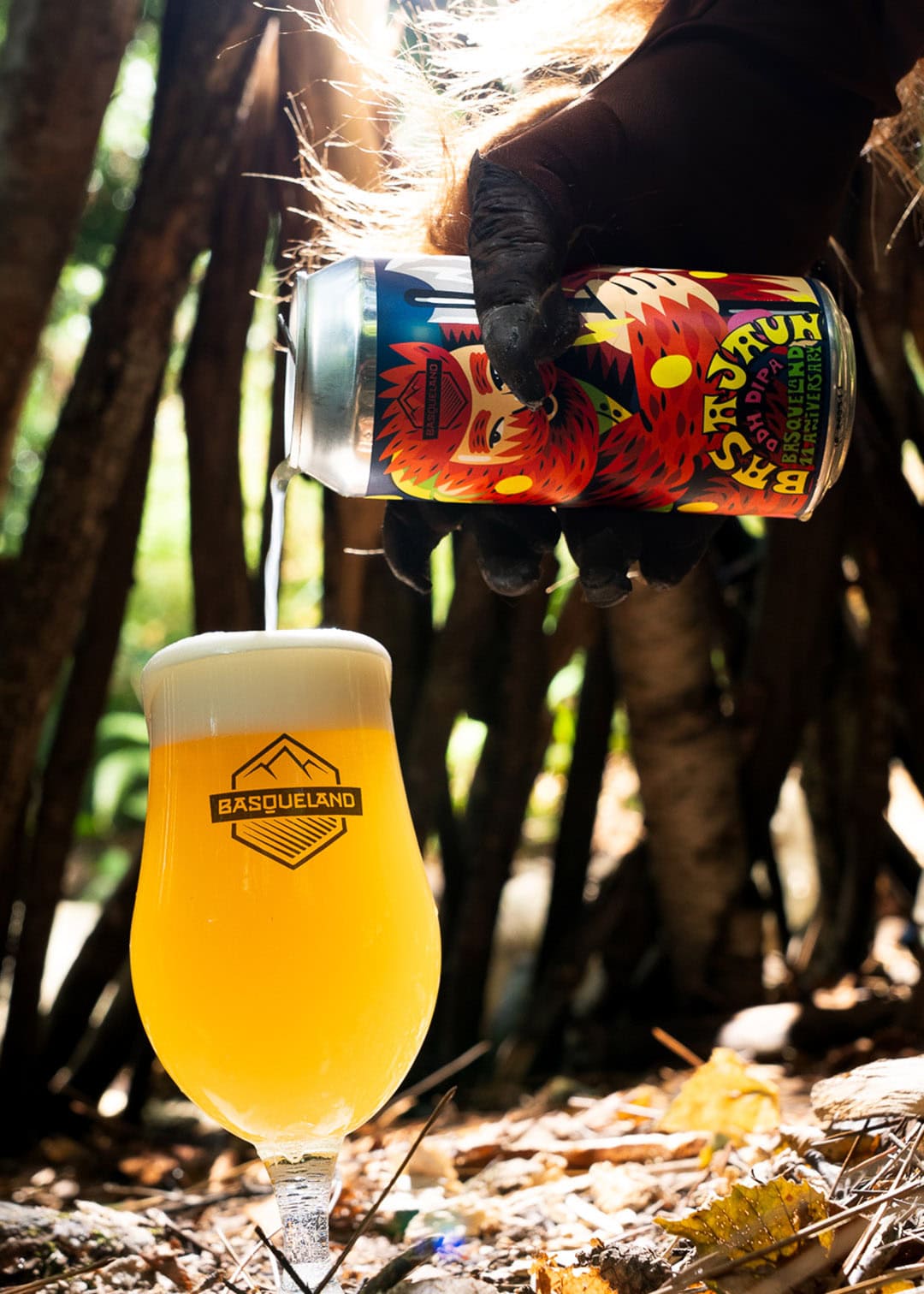 cerveza artesanal basqueland basajaun DDH double india pale ale lata ilustración marcos navarro copa cerveza